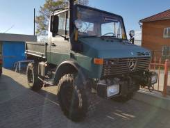 Mercedes-Benz Unimog, 1989 во Владивостоке Mercedes-Benz Unimog. Mercedes Benz Unimog w424, 5 600 куб. см., 3 000 кг., 4x4