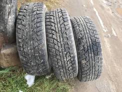Kumho I'Zen RV Stud KC16, 215/70 R-16 в Нижневартовске Kumho I'Zen RV Stud KC16. Зимние, шипованные, 2013 год, 30 %