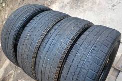 Bridgestone Blizzak VRX, 195/65 R15 в Омске Bridgestone Blizzak VRX. Зимние, без шипов, 2013 год, 30 %