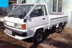 Toyota Lite Ace, 2002 в Уссурийске Toyota Lite Ace. 4WD, борт 1 тонна, 2 000 куб. см., 1 000 кг., 4x4