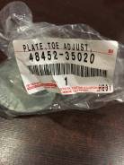 48452-35020 Гайка эксцентрика нижнего рычага Toyota Original в Хабаровске Болт крепления рычага. Toyota: Land Cruiser, FJ Cruiser, Tacoma, Hilux Surf, Land Cruiser Prado, Sequoia, Tundra, 4Runner Lexus GX470, UZJ120 1KDFTV...