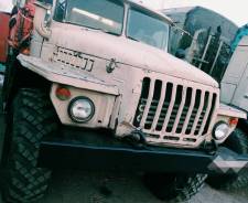 Урал 5557, 1996 в Хабаровске Урал 5557. Продается самосвал Урал мастер 5557 в Хабаровске, 10 850 куб. см., 19 000 кг., 6x6