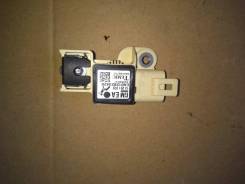 Датчик AIR BAG Opel Zafira B 2005-2012; Astra H / Family 2004-2015 в Омске Датчик airbag. Opel Astra Family Opel Astra Opel Zafira Двигатели: A16LET, A16XER, A17DTJ, A17DTR, A18XER, Z12XEP, Z13DTH, Z14XEL, Z14XEP, Z16LET, Z16...