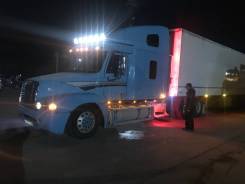 Freightliner Century, 2001 во Владивостоке Freightliner Century. Продам , 12 700 куб. см., 6x4
