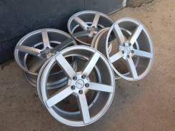 New! Vossen CV3 в Чите Vossen. 8.0x17", 5x114.30, ET30, ЦО 73,1 мм.