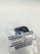 Заглушка поводка стеклоочистителя Nissan 28882-4N000 в Томске Крышка стеклоочистителя. Infiniti: QX56, M35 Hybrid, M45, Q40, QX50, Q45, Q50L, M56, Q50, FX35, EX25, FX37, QX70, M25, G25, Q60, EX35, EX37, FX30d, G3...