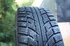 Kumho I ZEN RV KC16, 215/65 R16 в Москве Kumho I'Zen RV Stud KC16. Зимние, шипованные, 2014 год, 5 %, 1 шт