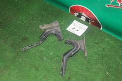 Петли капота пара Accord 7 в Челябинске Крепление капота. Honda Accord, CL7, CL8, CL9, CM2, CM3, CM1 Honda Accord Tourer Двигатели: K20A6, K20Z2, K24A3, N22A1
