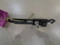 Механизм регулировки ремня безопасности переднего Toyota Corolla E150 2006-2013 Номер двигателя 1ZR в Карпинске Механизм регулировки ремня безопасности переднего Toyota Corolla E150 2006-2013 Номер двигателя 1ZR