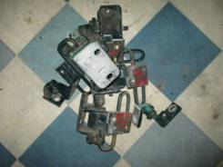 Петля двери Volkswagen Passat 1999, правая передняя в Барнауле Петля двери Volkswagen Passat 1999, правая передняя