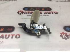 Ручка открытия бензобака Toyota Allex, Avensis Verso, Corolla Axio, Corolla Fielder, Corolla Runx, Corolla Spacio, Corolla Verso, Corolla, Echo Verso, Echo, Funcargo, Ipsum, Isis, Picnic Verso, Picnic, Porte, Probox, Raum, Sienta, Sprinter Carib, Spr... в Комсомольске-на-Амуре Ручка открытия бензобака Toyota Allex, Avensis Verso, Corolla Axio, Corolla Fielder, Corolla Runx, Corolla Spacio, Corolla Verso, Corolla, Echo Verso...