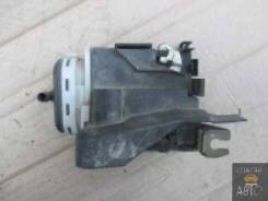 Замок двери задней левой Audi A4 (B5) 8D0839015A обломан штуцер в Екатеринбурге Замок двери задней левой Audi A4 (B5) 8D0839015A обломан штуцер