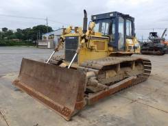 Komatsu D53P-18E, 1999 во Владивостоке Komatsu D53P. Бульдозер Komatsu D53, 11 000 куб. см., 15 020 кг.