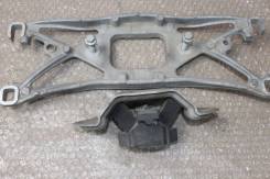 Подушка АКПП на Jaguar S-Type 2001г в Большом Камне Подушка коробки передач. Jaguar S-type, X200 AJ25, AJ30, AJ8FT