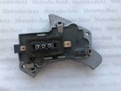 Регулятор оборотов печки Mercedes-Benz W202/C208/W208/W210/S210/R170 в Новосибирске Регулятор отопителя. Mercedes-Benz CLK-Class, A208, C208, W208, A208.435, A208.444, A208.445, A208.447, A208.448, A208.465, A208.470, C208.335, C208.3...