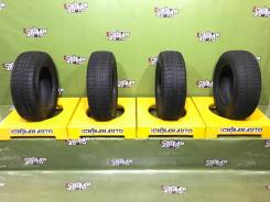 Toyo Winter Tranpath MK4, 215/65R16 во Владивостоке Toyo Winter Tranpath MK4. Зимние, без шипов, 2015 год, 5 %, 4 шт