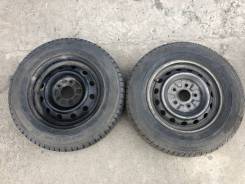 Пара колёс 185/70R14 на штамповках во Владивостоке Пара колёс 185/70R14 на штамповках. x14" 5x114.30
