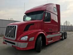 Volvo, 2004 в Комсомольске-на-Амуре Volvo. VNL, 15 000 куб. см., 30 000 кг., 6x4