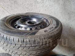 Продам 1 колесо Bridgestone 195/70/15 на диске 5*114,3 в Новосибирске Продам 1 колесо Bridgestone 195/70/15 на диске 5*114,3. x15" 5x114.30 ET40