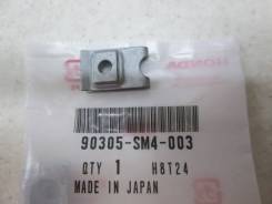 Гайка металлическая крепления подкрылка Honda 90305-SM4-003 в Томске Гайка. Honda: Accord, Inspire, Lagreat, Freed, CR-V, Avancier, Legend, Pilot, Torneo, Civic Hybrid, S2000, Rafaga, MR-V, Element, Ascot, Accord Tourer...
