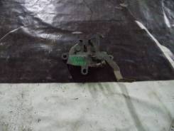 Замок капота Toyota Camry SV40, 4SFE в Тулуне Замок капота. Toyota Vista, CV40, CV43, SV40, SV41, SV42, SV43 Toyota Camry, CV40, CV43, SV40, SV41, SV42, SV43 3CT, 3SFE, 4SFE
