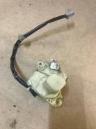 Замок двери задний правый Honda Inspire/Saber в Новосибирске Замок двери. Honda Saber, UA1, UA2, UA3 Honda Inspire, UA1, UA2, UA3 Honda Vigor Acura TL G25A2, G25A3, G25A5, C32A7