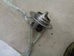 Термостат Renault Megane 1 1996-2003 Номер OEM 8200772985 в Карпинске Термостат Renault Megane 1 1996-2003 Номер OEM 8200772985