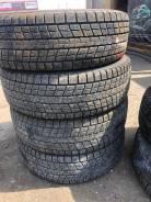 Dunlop, 205/70 D15 в Хабаровске Dunlop. Зимние, без шипов, 10 %, 4 шт