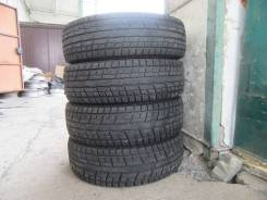 Yokohama Geolandar I/T-S G073, 215/70R16 в Находке Yokohama Geolandar I/T-S G073. Зимние, без шипов, 2013 год, 10 %, 4 шт
