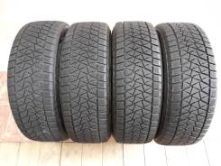 Bridgestone Blizzak DM-V2, 235/65 R17 в Томске Bridgestone Blizzak DM-V2. Зимние, без шипов, 2014 год, 10 %