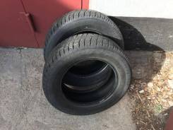 Bridgestone Blizzak Revo2, 205/65 R16 в Благовещенске Bridgestone Blizzak Revo2. Зимние, без шипов, 2010 год, 10 %, 2 шт