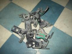 Петля двери Mitsubishi eK Sport 2008, левая передняя в Барнауле Петля двери Mitsubishi eK Sport 2008, левая передняя