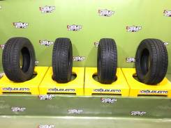 Bridgestone Blizzak VRX, 215/65R16 во Владивостоке Bridgestone Blizzak VRX. Зимние, без шипов, 2014 год, 5 %, 4 шт