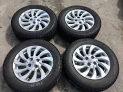 195/65 R15 Bridgestone Revo2 литые диски 4х100 (L26-1523) в Находке 195/65 R15 Bridgestone Revo2 литые диски 4х100 (L26-1523). 6.0x15" 4x100.00 ET40
