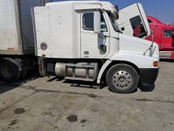 Freightliner, 2000 в Хабаровске Freightliner. Продам сцепку в Хабаровске, 11 000 куб. см., 29 000 кг., 6x2
