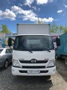 Hino 300, 2017 в Омске Hino 300. , 4 009 куб. см., 5 000 кг., 4x2