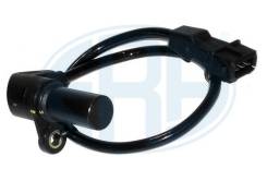 Датчик коленвала Cruze J300 1.6/ AVEO T200, T250 1.4/1.5/ Lacetti J200 в Красноярске Датчик положения коленвала. Chevrolet: Lacetti, Rezzo, Cruze, Nubira, Aveo, Malibu, Cobalt, Equinox, Onix, Captiva, Corsa, Celta, Impala, Spin, Montan...