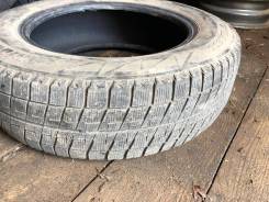 Bridgestone Blizzak Revo2, 165/70R14 в Хабаровске Bridgestone Blizzak Revo2. Зимние, 2016 год, 40 %