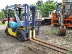 Komatsu FG25T-14, 2001 в Уссурийске Komatsu FG25T-14. Вилочный погрузчик, 2 500 кг., Бензиновый