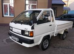 Toyota Lite Ace, 1995 в Уссурийске Toyota Lite Ace. 4WD, борт 1 тонна, 1 800 куб. см., 1 000 кг., 4x4