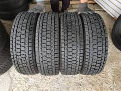 Goodyear, 205/70 R15 в Уссурийске Goodyear. Зимние, без шипов, 5 %, 4 шт