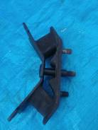 Подушка АКПП Subaru Legacy Outback 41022AG100 во Владивостоке Подушка коробки передач. Subaru: Legacy, Impreza, Impreza WRX STI, Outback, Exiga, Legacy B4 Двигатели: EJ20X, EJ255, EJ30D, EJ257, EJ20, EZ30, EJ205...