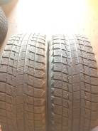 Bridgestone Blizzak Revo1, 205/65 R16 95Q в Благовещенске Bridgestone Blizzak Revo1. Всесезонные, 2008 год, 10 %, 2 шт