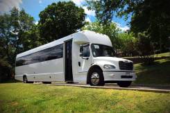 Супер новинка лимузин Party Bus с высоким уровнем сервиса! во Владивостоке Супер новинка лимузин Party Bus с высоким уровнем сервиса!. С водителем