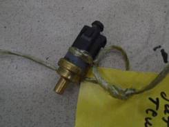 Датчик температуры охлаждающей жидкости Volkswagen Jetta 5 2006-2011 Номер OEM 06A919501 в Карпинске Датчик температуры охлаждающей жидкости Volkswagen Jetta 5 2006-2011 Номер OEM 06A919501