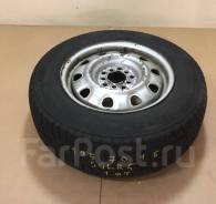 Колесо на универсальном диске с колпач Goodyear Ice Navi NH 195/70R15 в Хабаровске Колесо на универсальном диске с колпач Goodyear Ice Navi NH 195/70R15. 6.0x15" 5x100.00, 5x114.30 ЦО 62,0 мм.