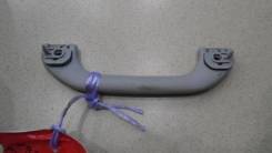 Ручка внутренняя потолочная Mitsubishi Pajero / Montero 3 (V6, V7) 2000-2006 Номер OEM MR330017 в Карпинске Ручка внутренняя потолочная Mitsubishi Pajero / Montero 3 (V6, V7) 2000-2006 Номер OEM MR330017