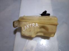 Бачок расширительный Hyundai Lantra 1997 г в Барнауле Расширительный бачок. Hyundai: Lantra, Elantra, Avante, Tiburon, Coupe