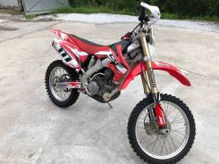 Honda CRF 250X, 2006 в Хабаровске Honda CRF 250X. 250 куб. см., исправен, птс, без пробега