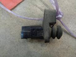 Выключатель концевой Nissan Cube Z10 1998-2002 Номер OEM 2536010V00 в Карпинске Выключатель концевой Nissan Cube Z10 1998-2002 Номер OEM 2536010V00